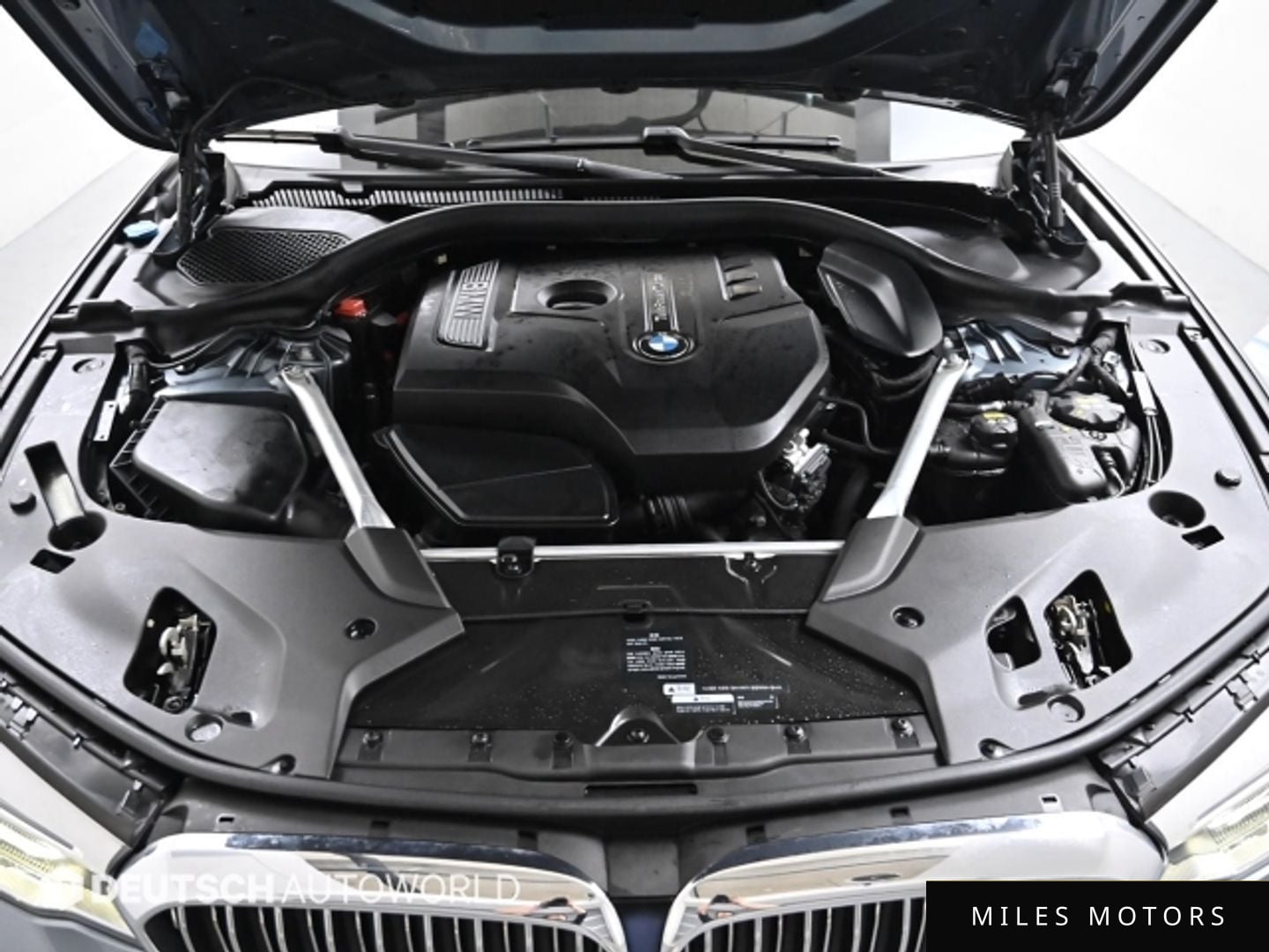 BMW 5 Series (G30) 2019 — миниатюра 6