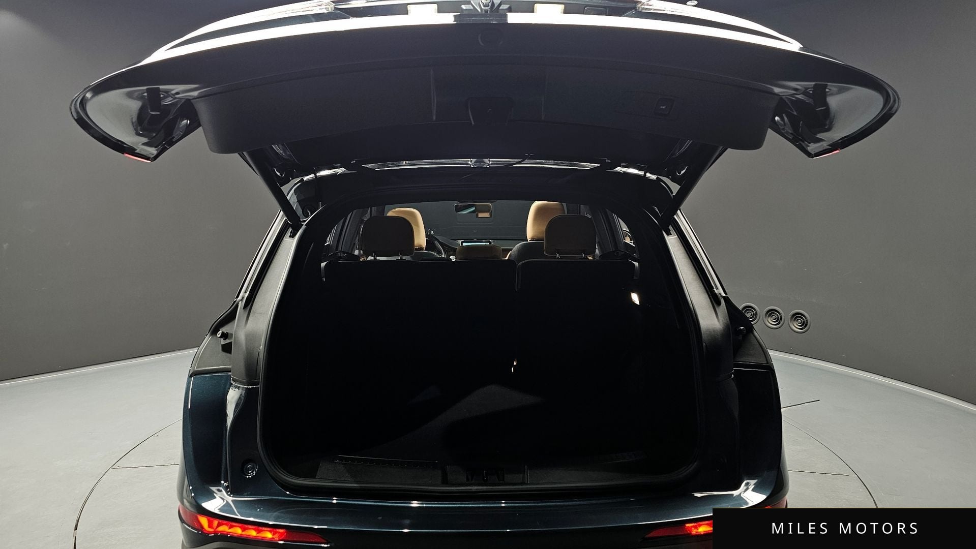 Lincoln 코세어 2022 — миниатюра 20
