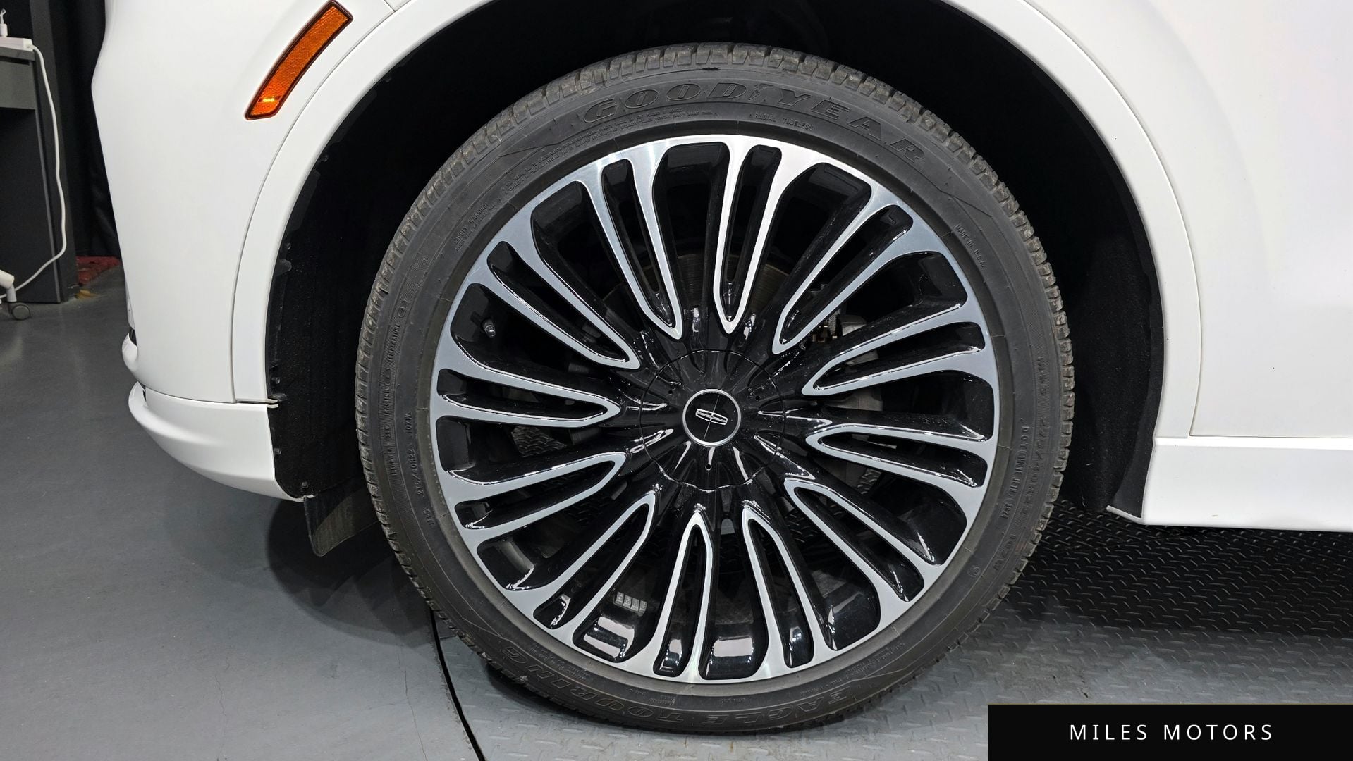 Lincoln Aviator 2025 — миниатюра 5