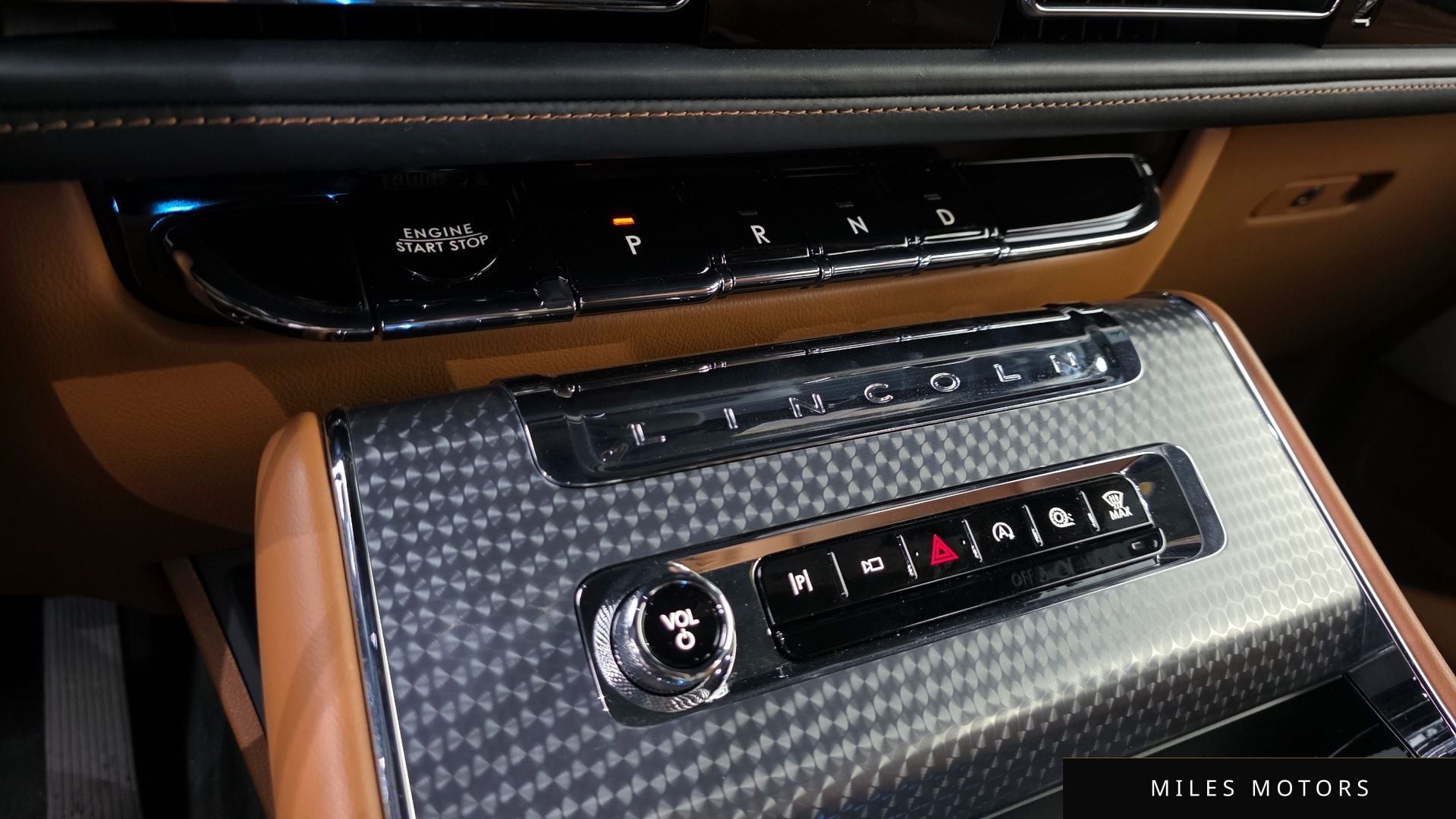 Lincoln Aviator 2025 — миниатюра 9