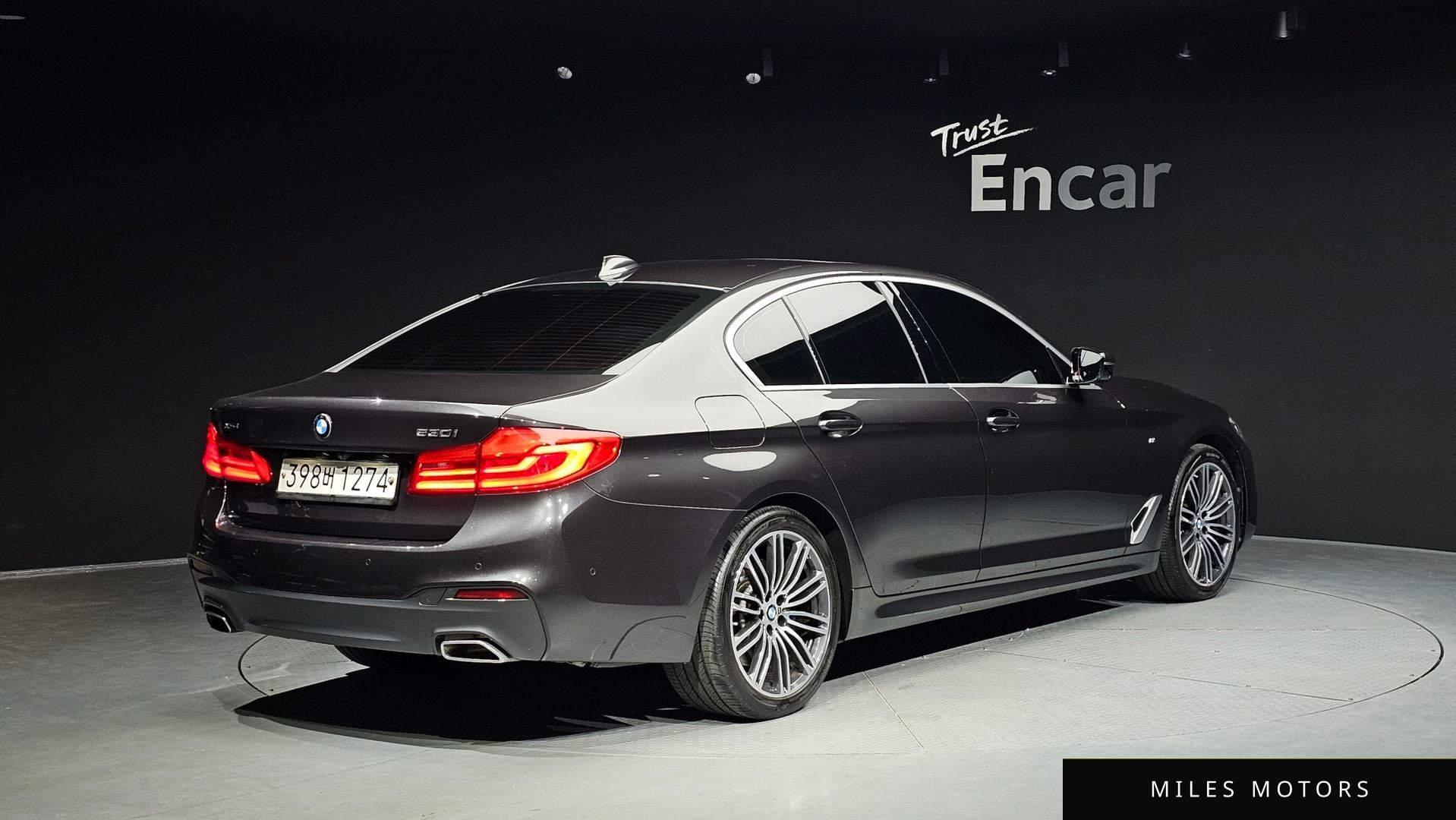 BMW 5 Series (G30) 2020 — миниатюра 2
