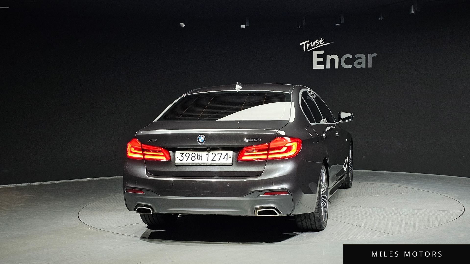 BMW 5 Series (G30) 2020 — миниатюра 4