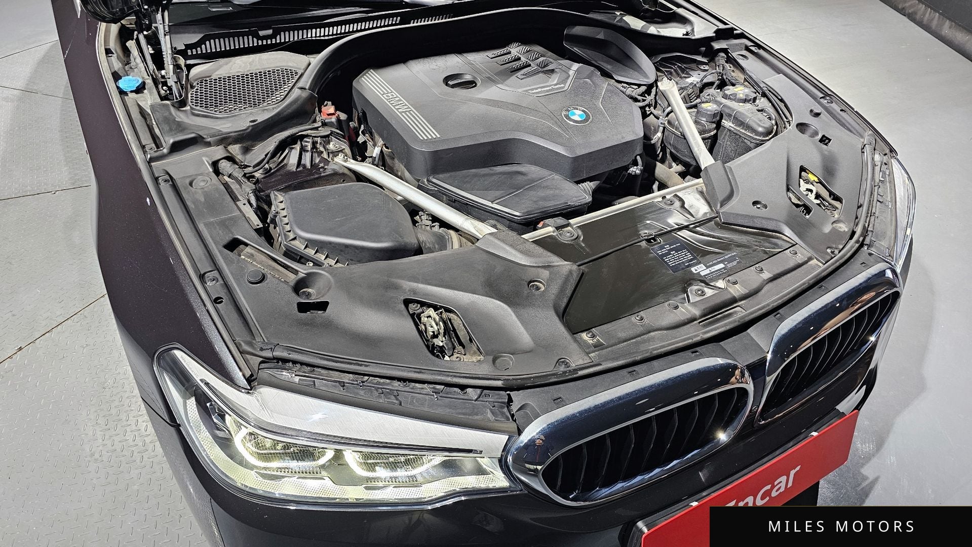BMW 5 Series (G30) 2020 — миниатюра 6