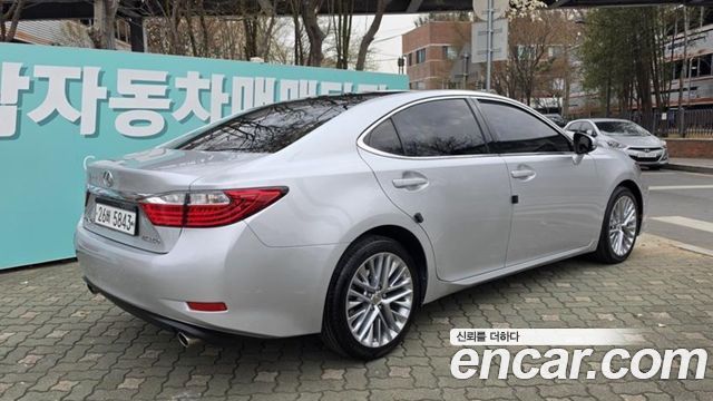Лексус ES350 2013 — миниатюра 2
