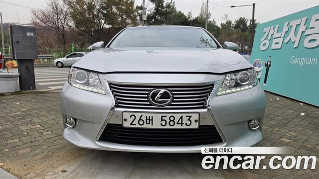 Лексус ES350 2013 — миниатюра 3