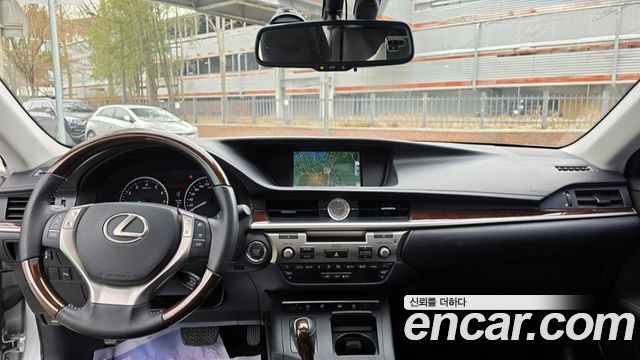 Лексус ES350 2013 — миниатюра 6