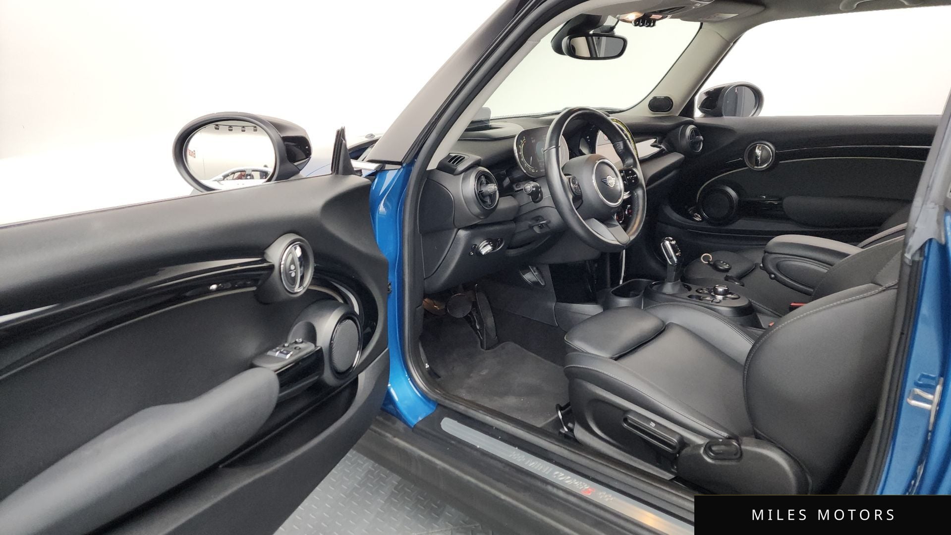 MINI Cooper S 2022 — миниатюра 10