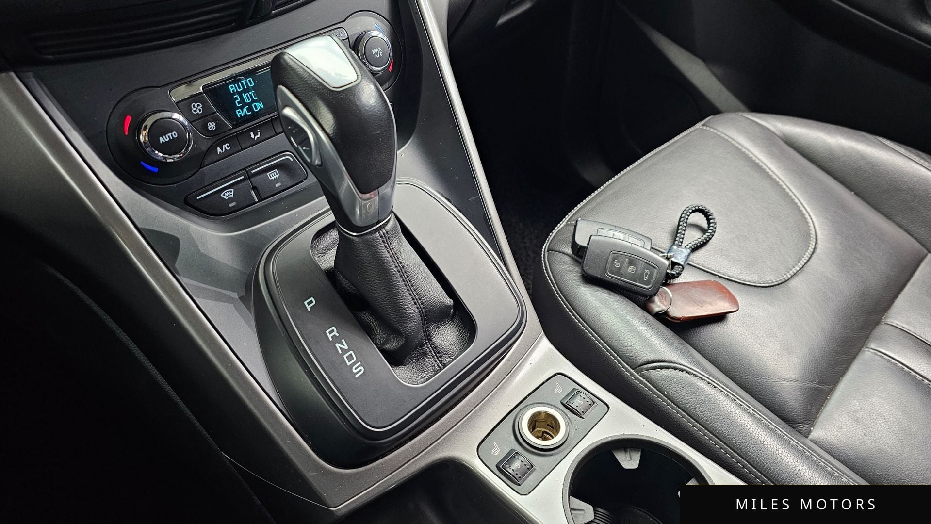 Ford Kuga 2016 — миниатюра 9