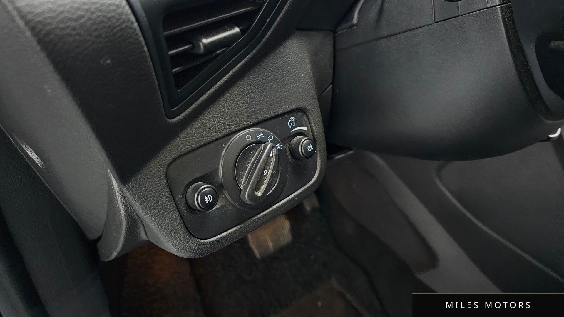 Ford Kuga 2016 — миниатюра 18