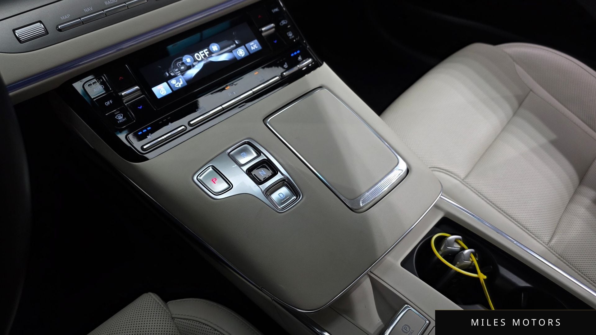Hyundai Grandeur 2022 — миниатюра 9