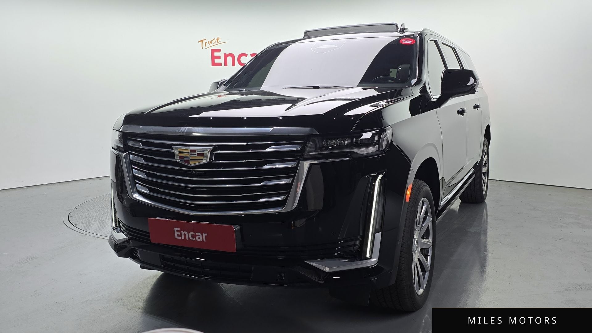 Cadillac 에스컬레이드 2023 — миниатюра 3