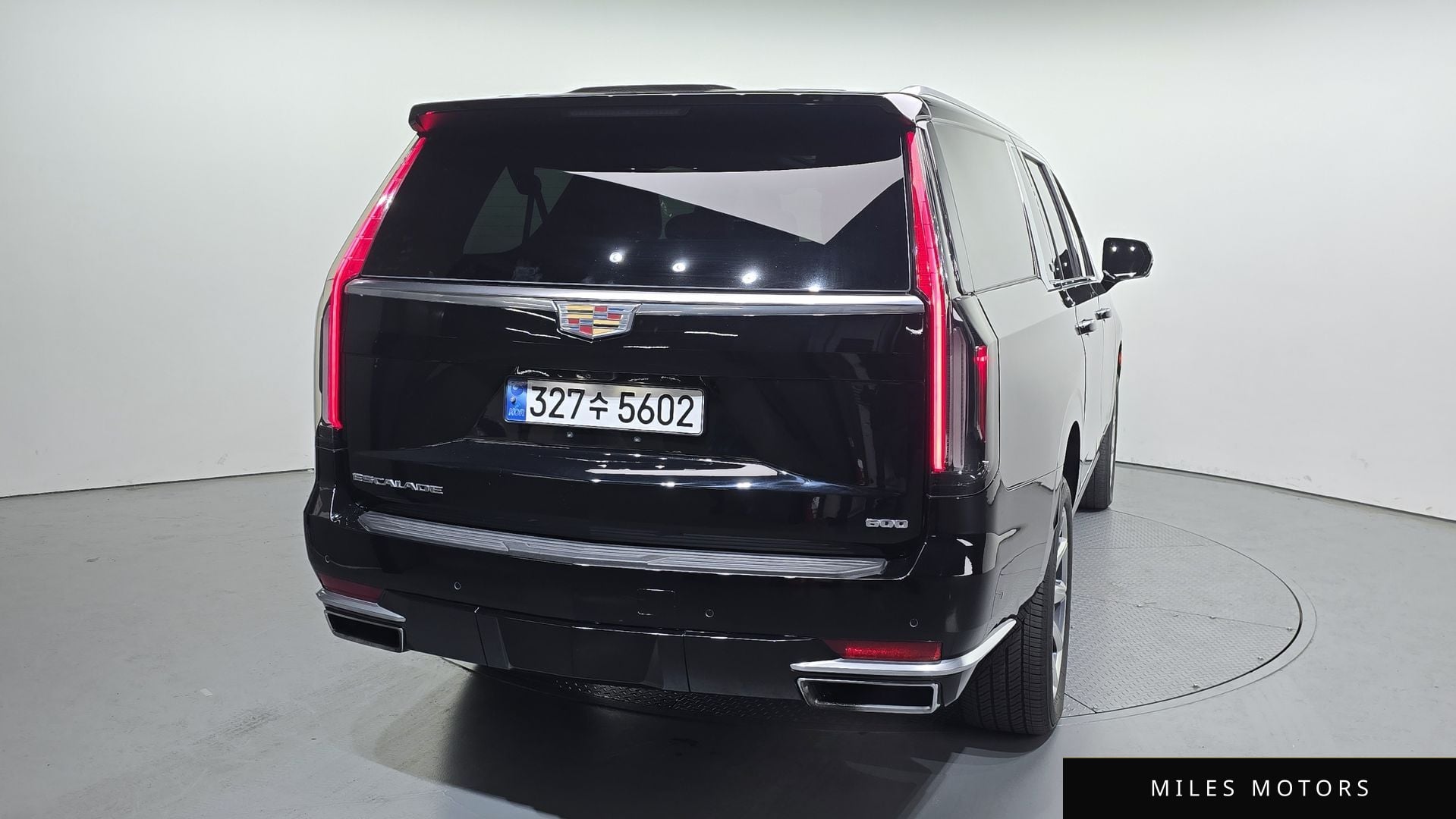 Cadillac 에스컬레이드 2023 — миниатюра 4