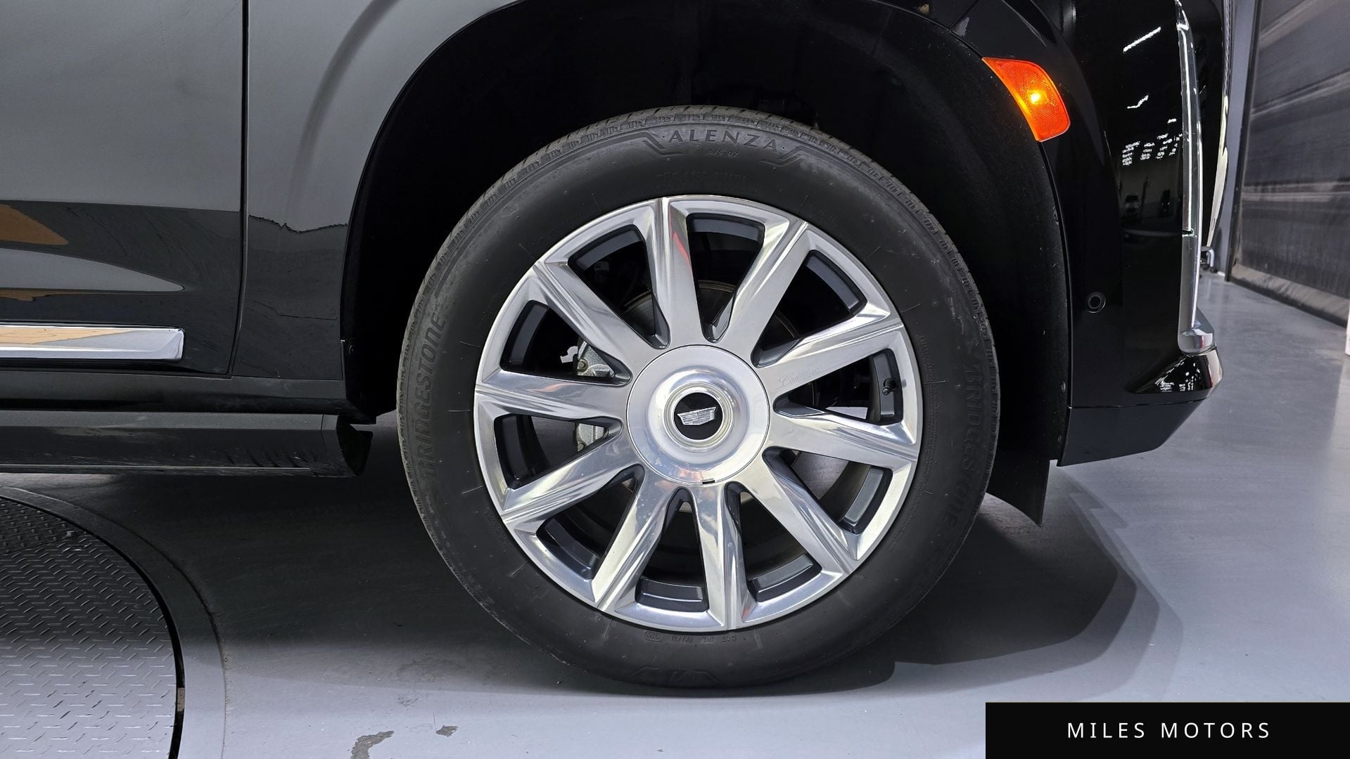 Cadillac 에스컬레이드 2023 — миниатюра 5