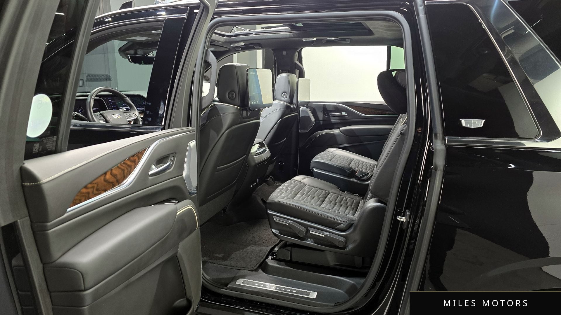 Cadillac 에스컬레이드 2023 — миниатюра 11