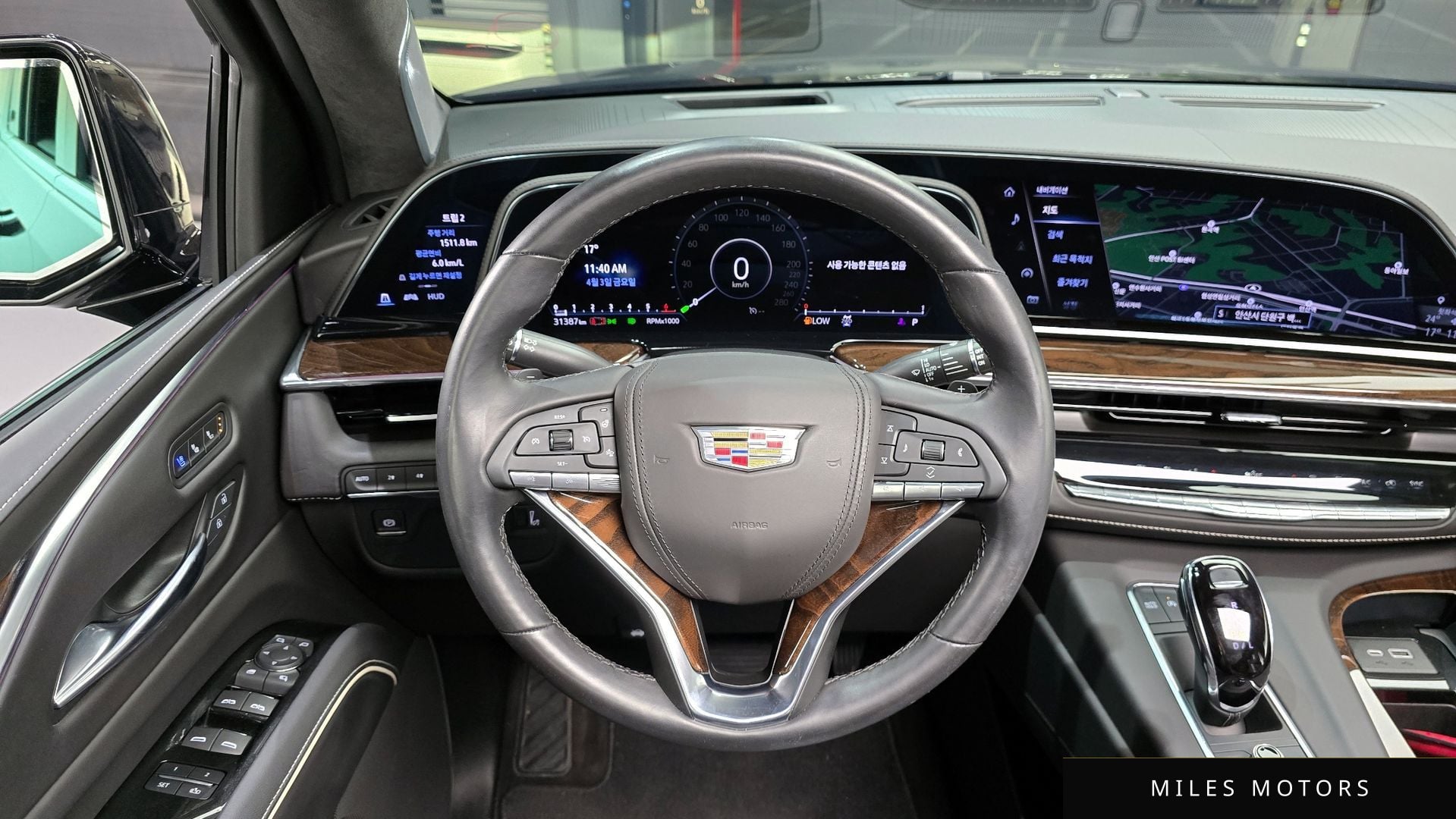 Cadillac 에스컬레이드 2023 — миниатюра 13