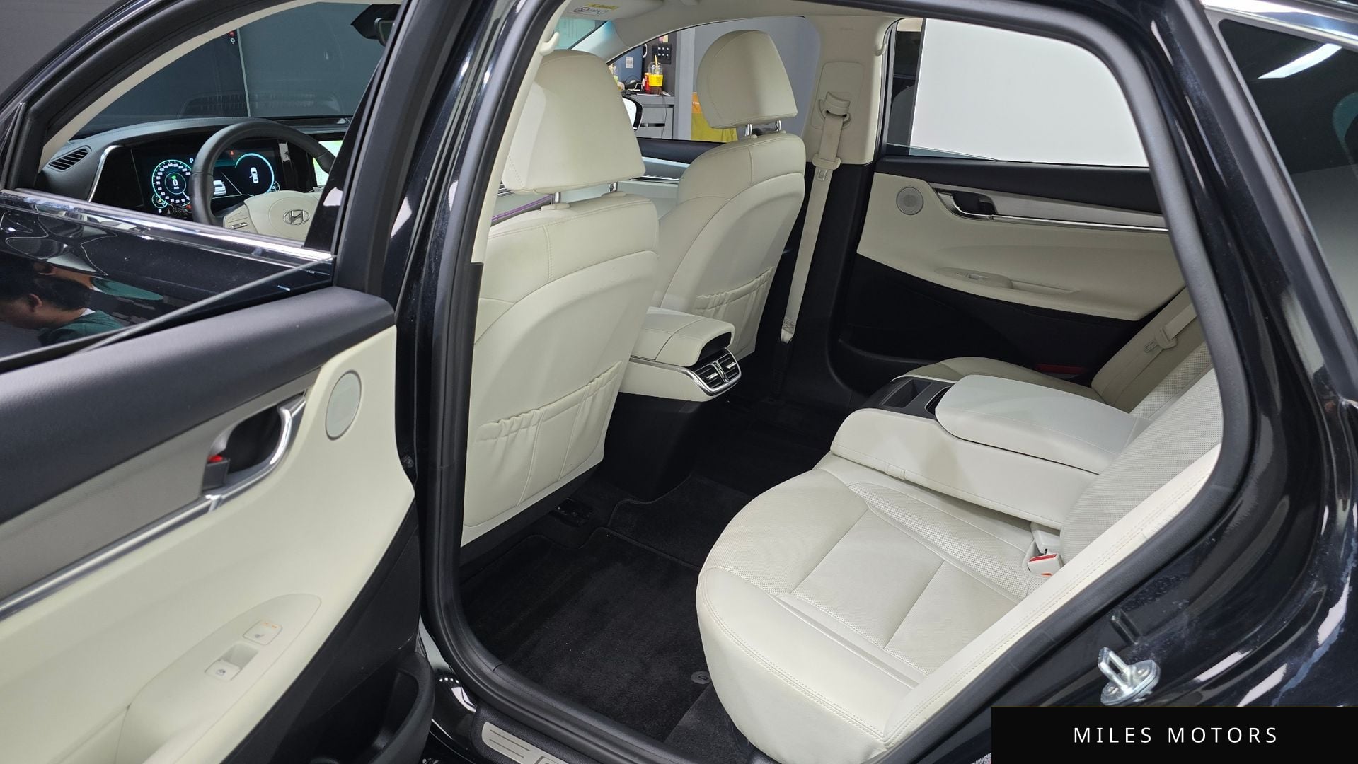 Hyundai Grandeur 2022 — миниатюра 11