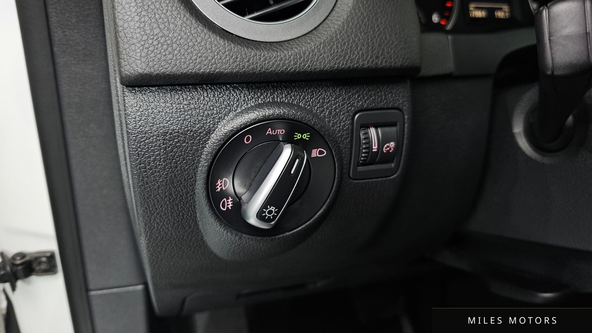 Volkswagen 티구안 2015 — миниатюра 18