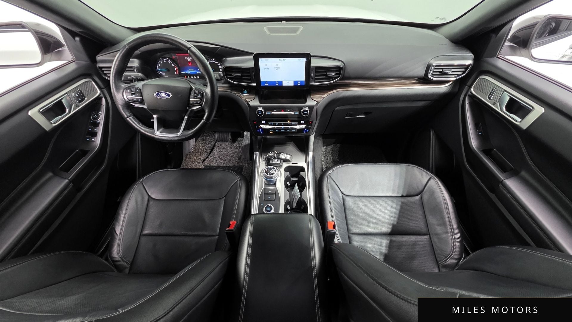 Ford Explorer 2020 — миниатюра 7