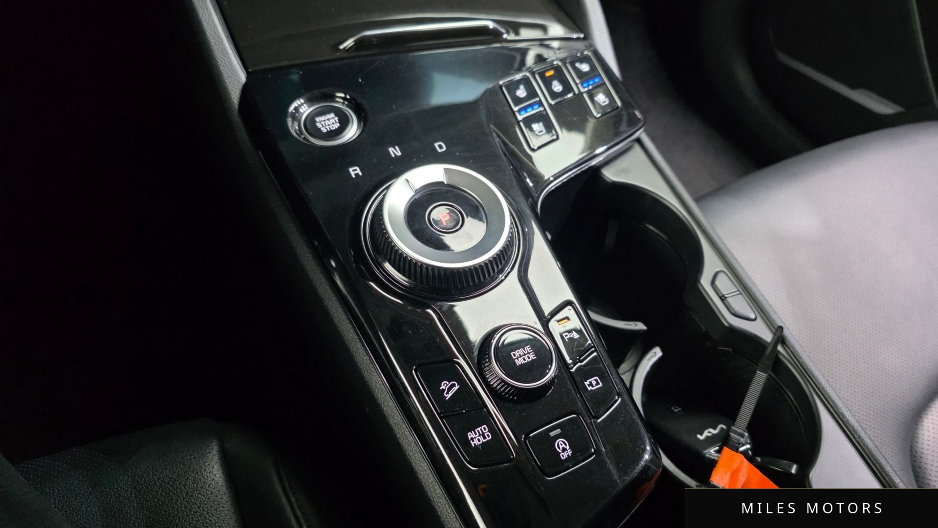 Kia Sportage 2022 — миниатюра 8