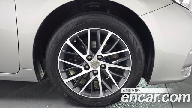 Лексус ES350 2016 — миниатюра 5