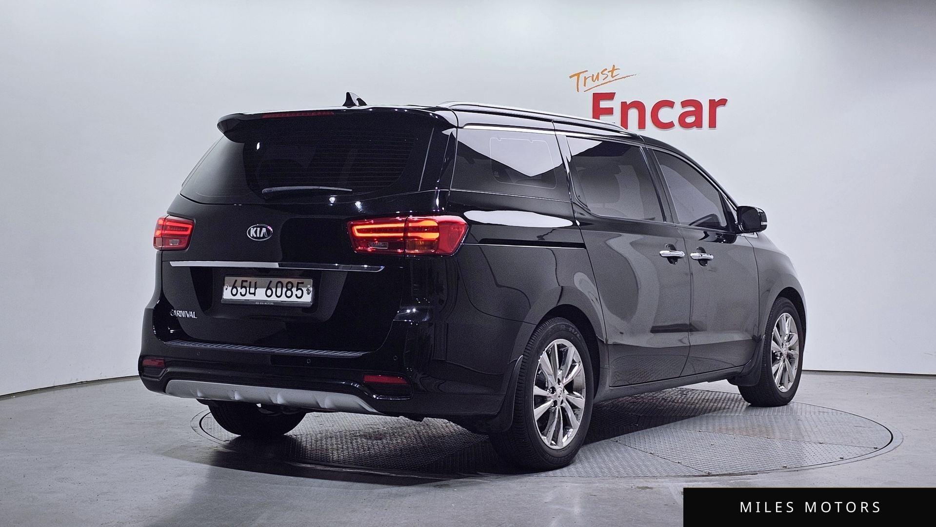 Kia Canival 2019 — миниатюра 2