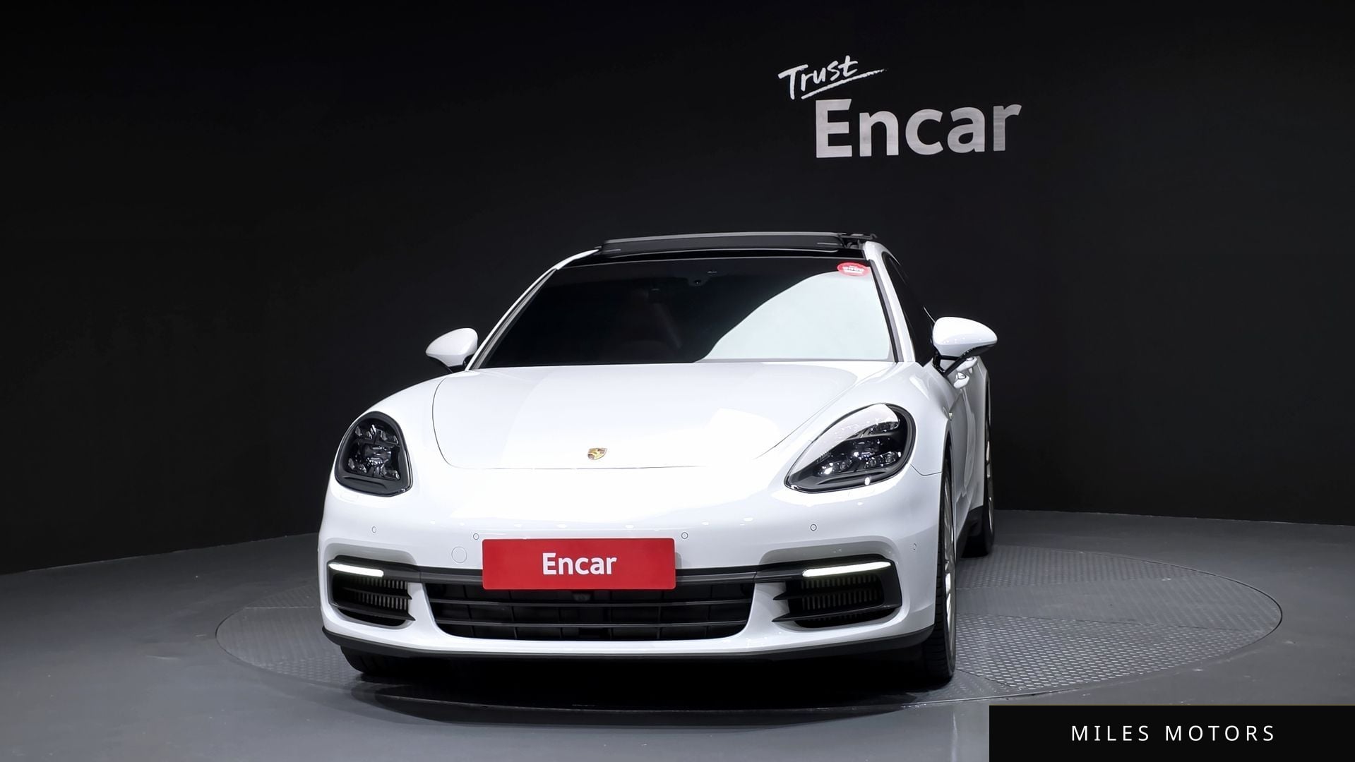 Porsche Panamera 2020 — миниатюра 3