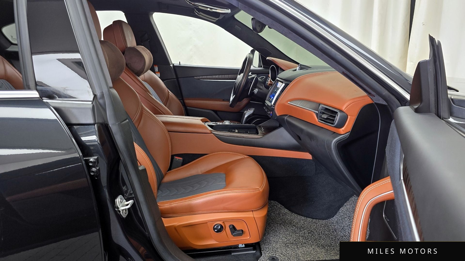 Maserati 르반떼 2020 — миниатюра 11