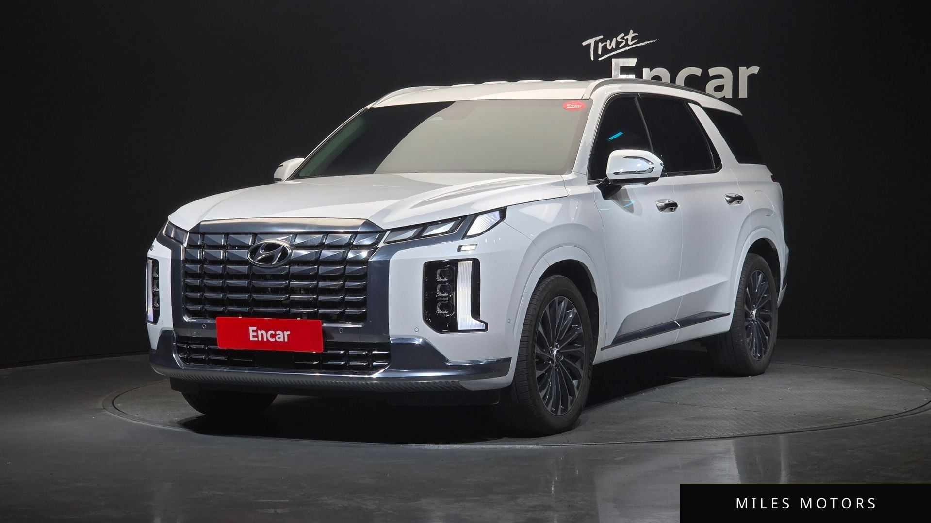Hyundai Palisade 2023 — фото 1 из 12