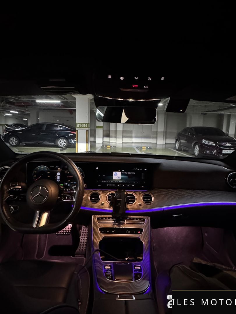 Mercedes-Benz E-Class W213 2023 — миниатюра 12