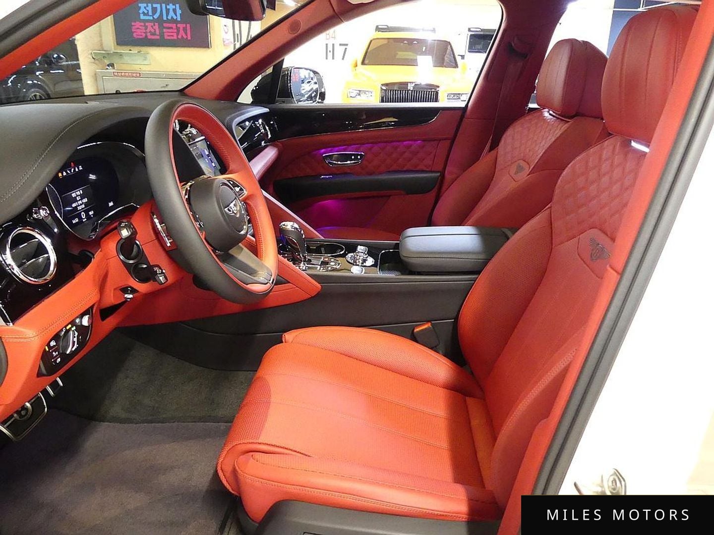 Bentley 벤테이가 2023 — миниатюра 12