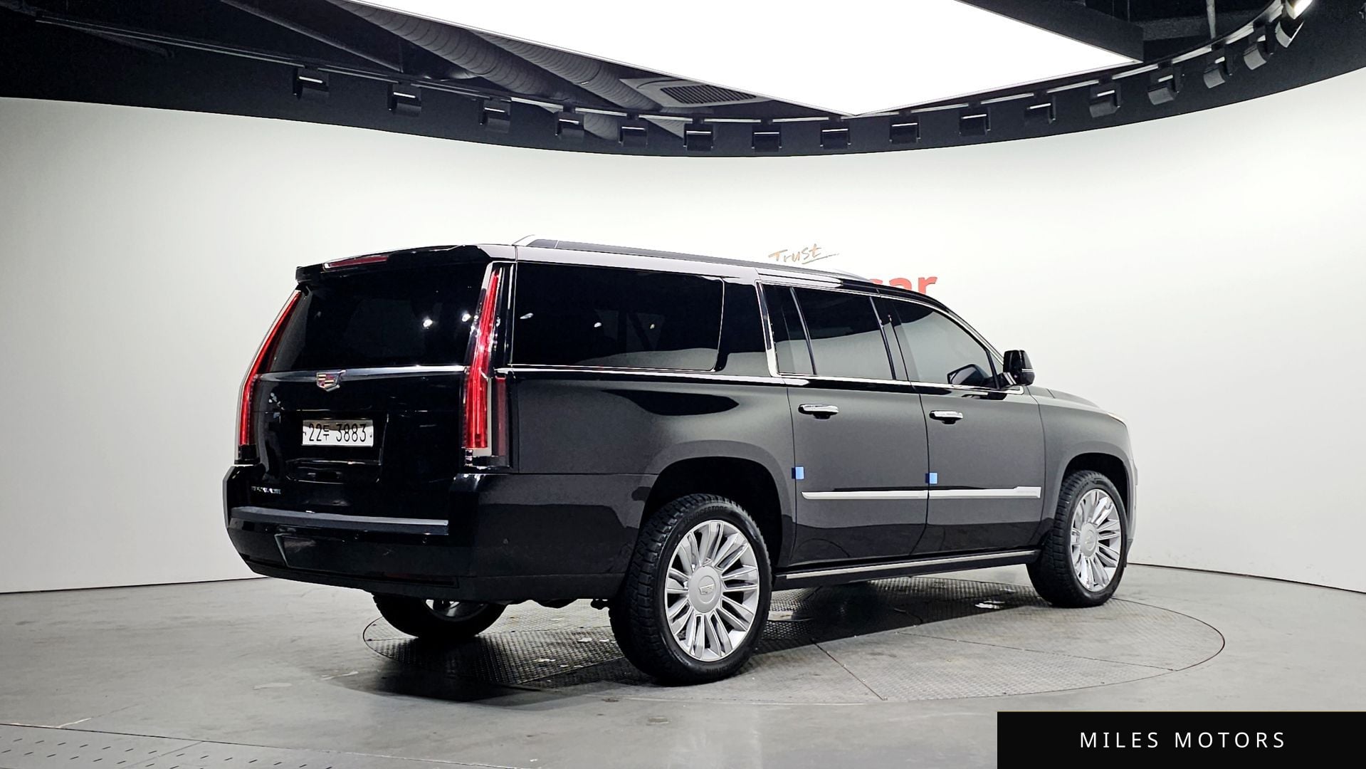 Cadillac Escalade 2019 — миниатюра 2