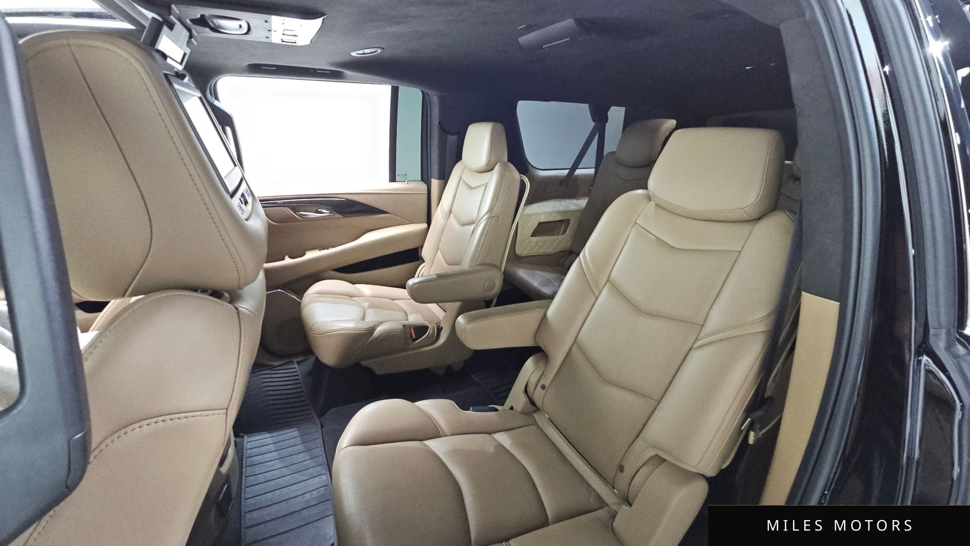 Cadillac Escalade 2019 — миниатюра 11