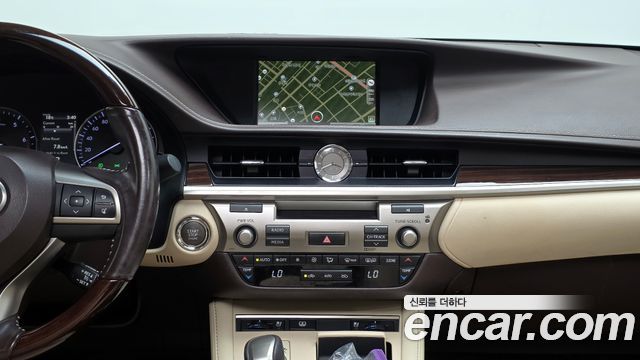 Лексус ES350 2017 — миниатюра 14