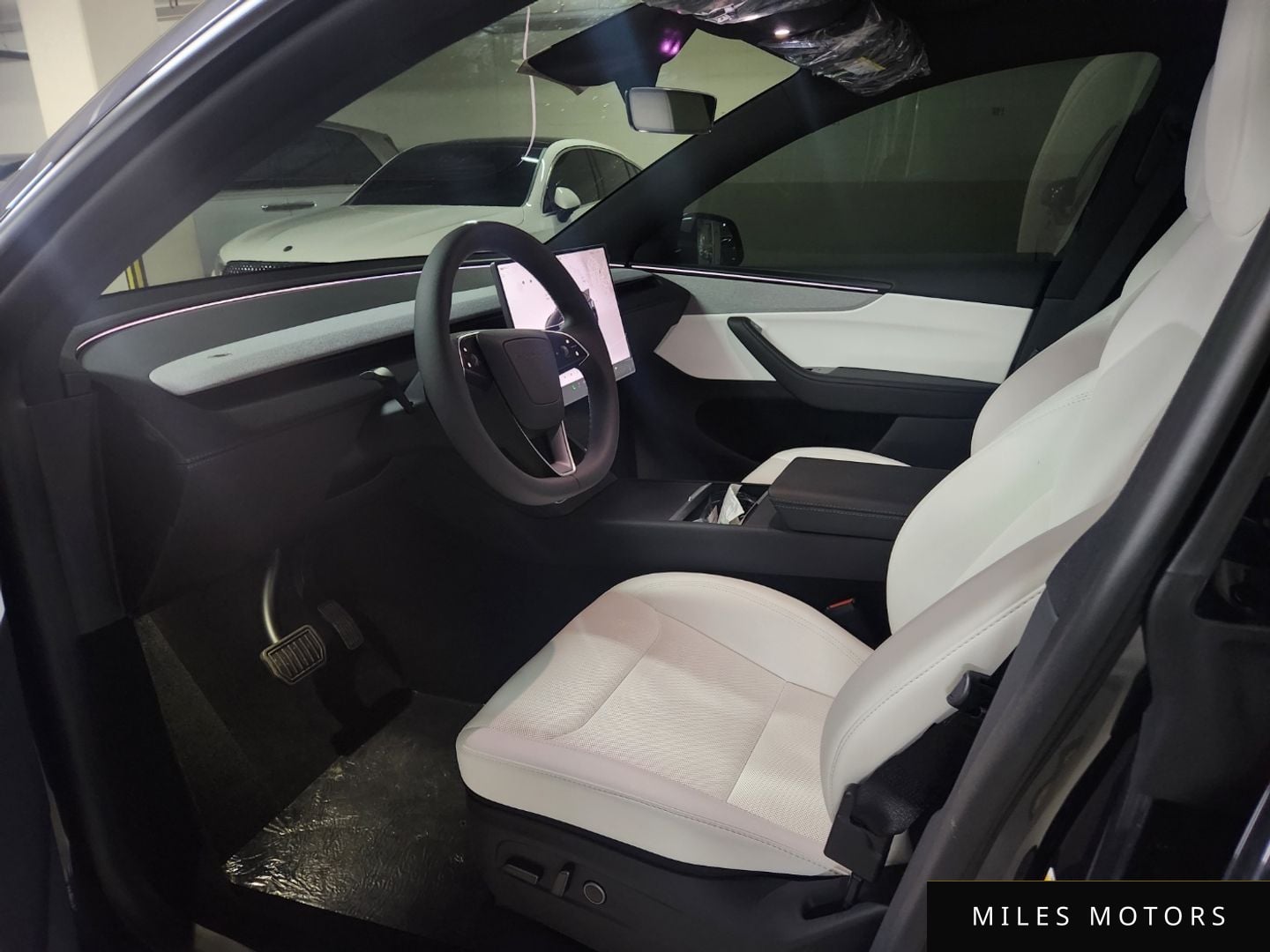 Tesla Model Y 2026 — миниатюра 8