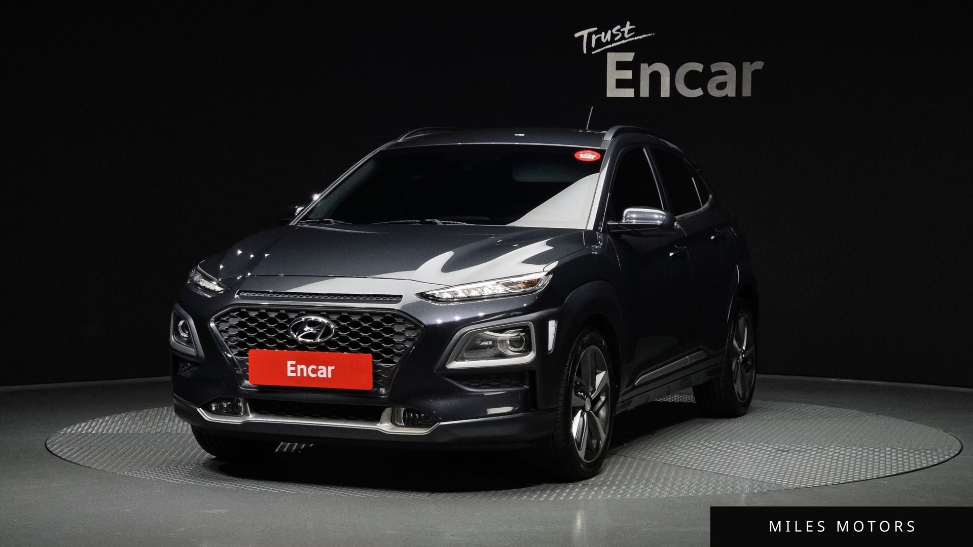 Hyundai Kona 2018 — фото 1 из 12
