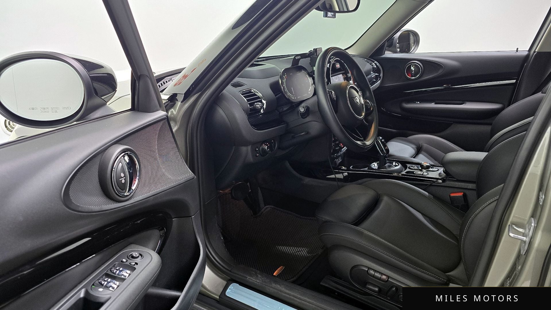 MINI Clubman 2021 — миниатюра 10