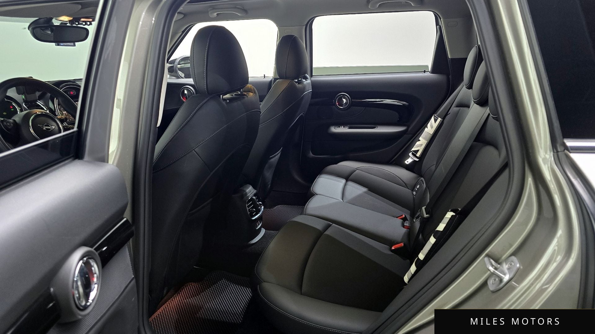 MINI Clubman 2021 — миниатюра 11
