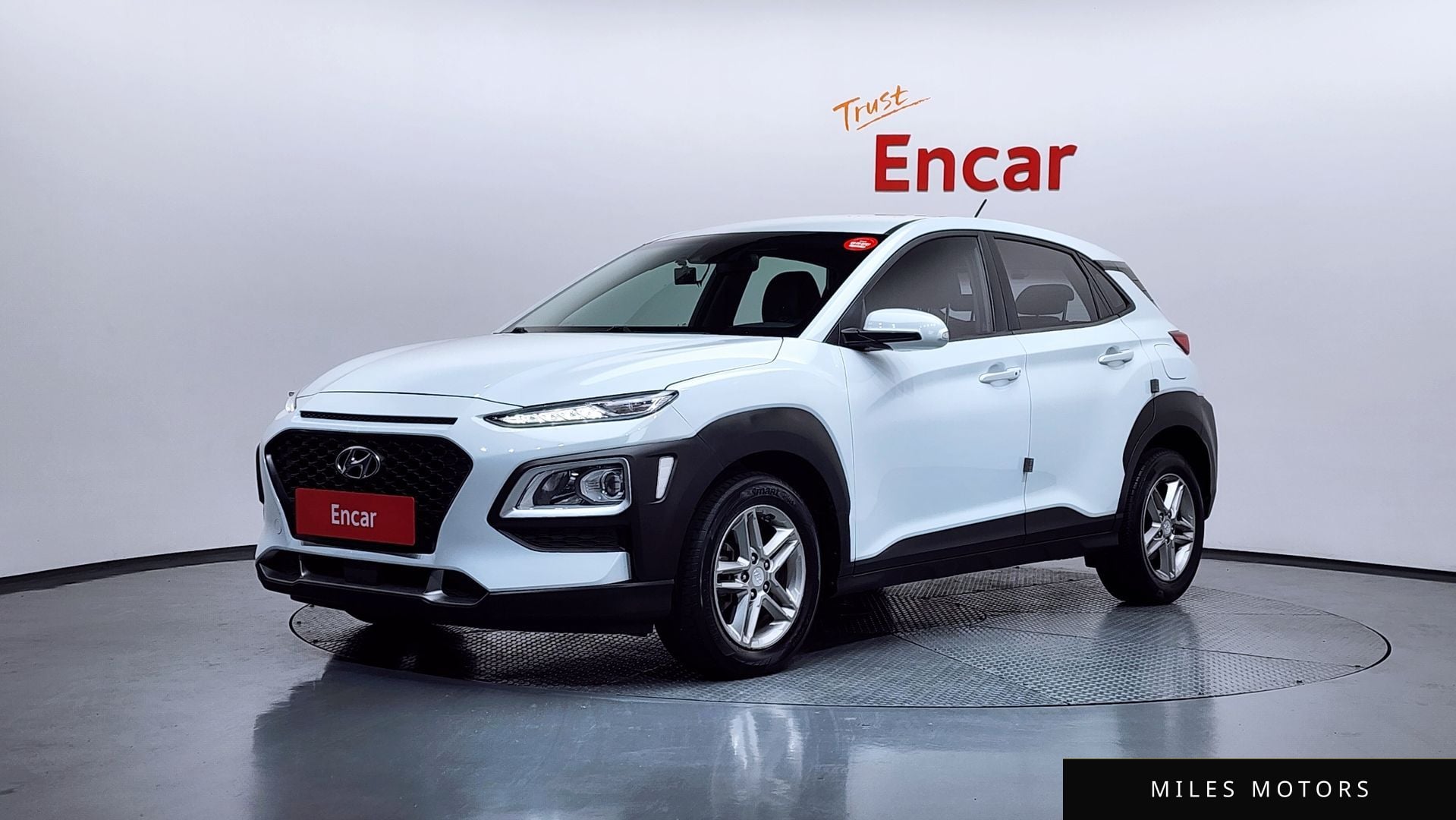 Hyundai Kona 2018 — фото 1 из 12