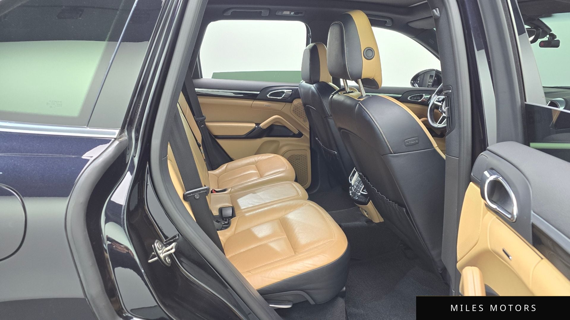 Porsche 카이엔 2015 — миниатюра 12