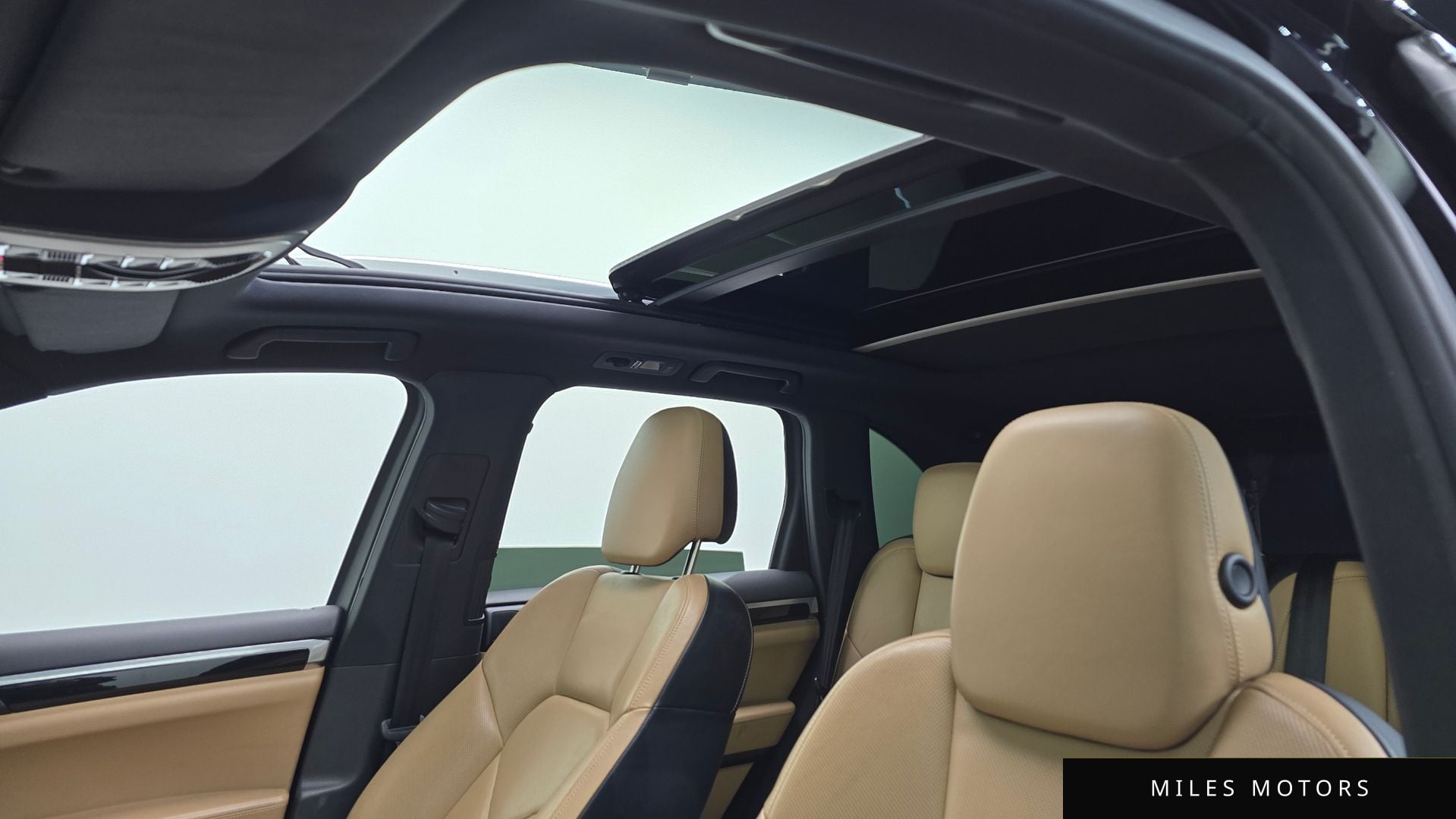 Porsche 카이엔 2015 — миниатюра 19