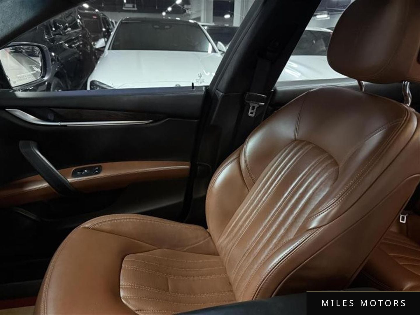 Maserati Ghibli 2015 — миниатюра 9
