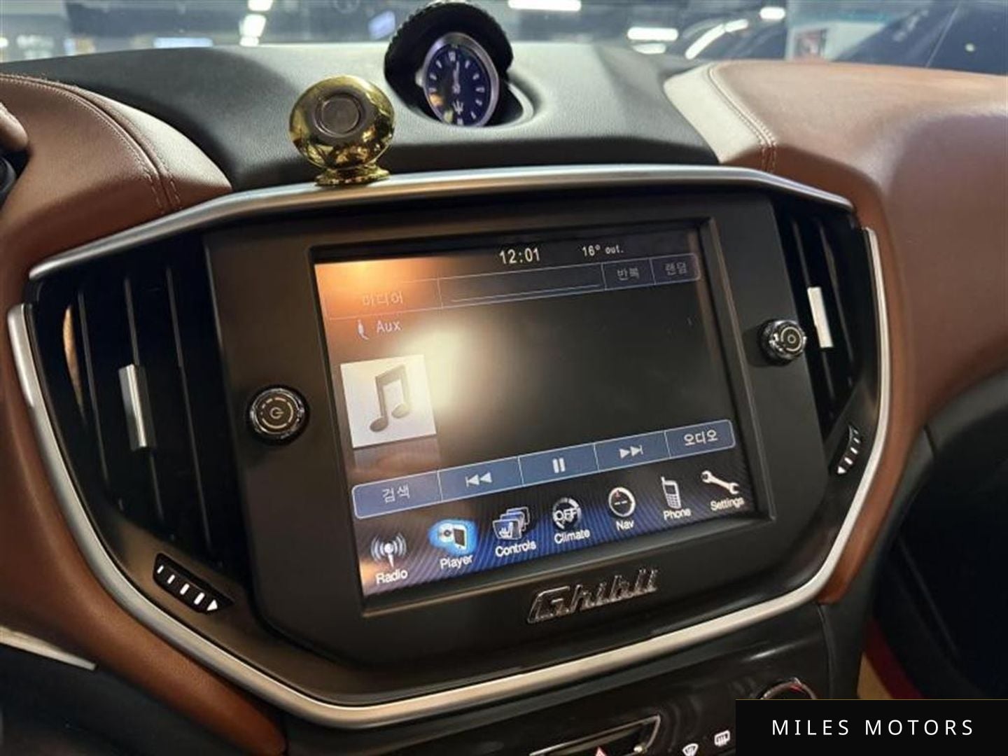 Maserati Ghibli 2015 — миниатюра 11