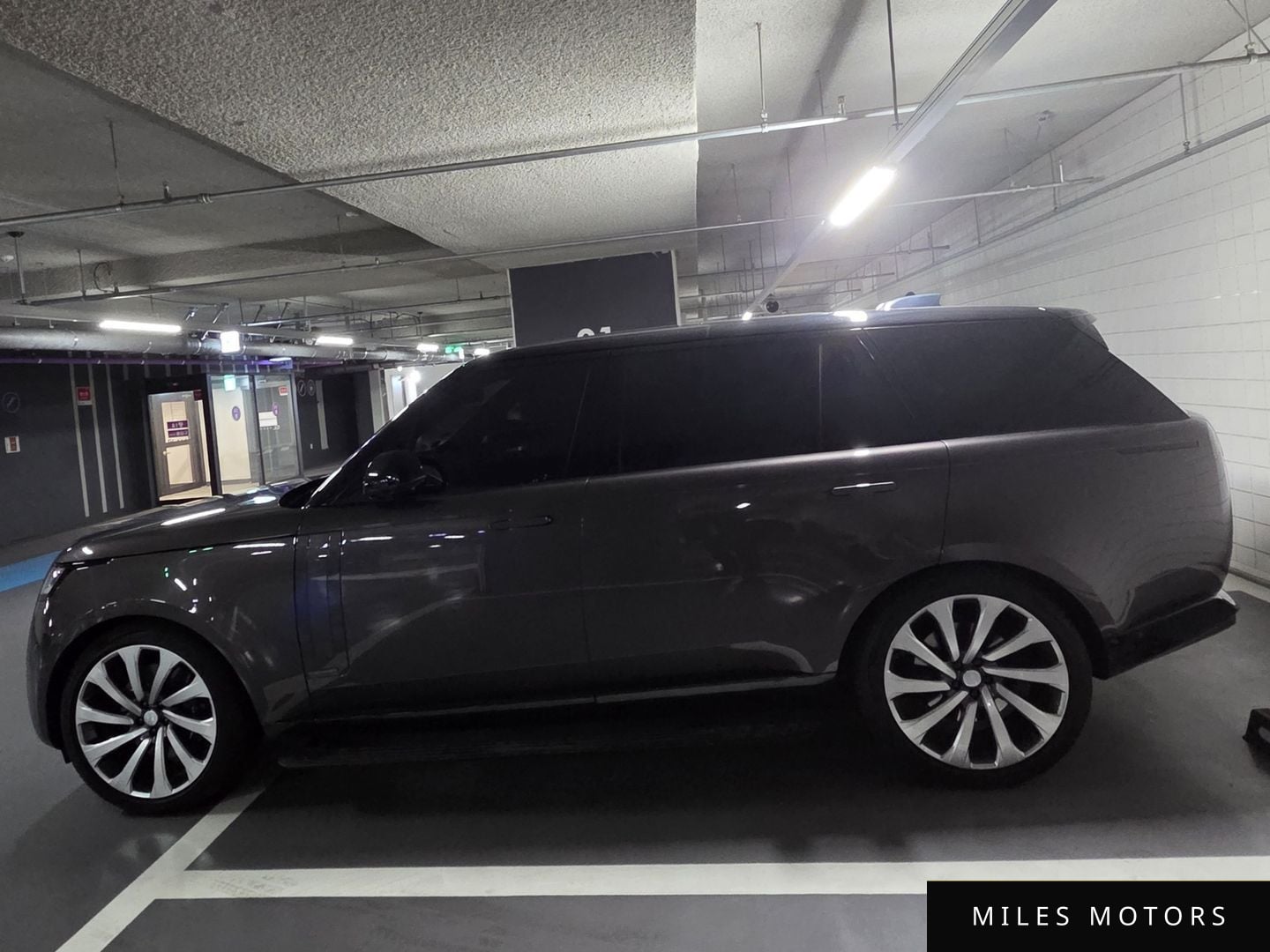 Land Rover Range Rover 2024 — миниатюра 5