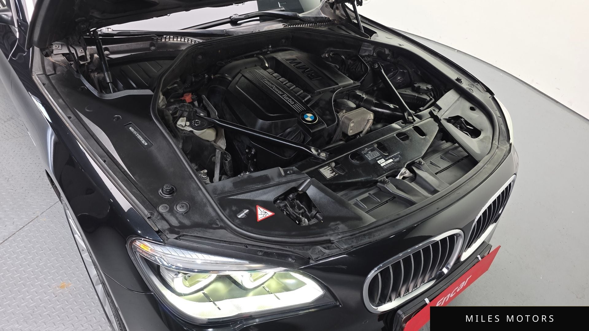 BMW 7 Series (F01) 2013 — миниатюра 6