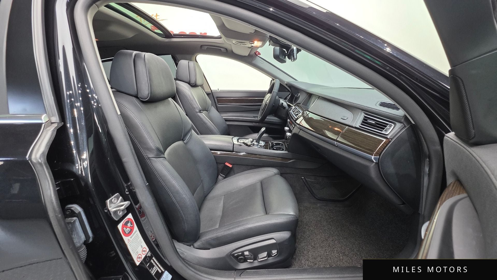 BMW 7 Series (F01) 2013 — миниатюра 10