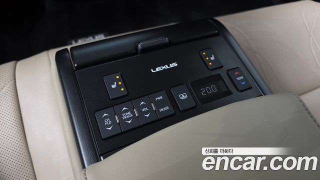 Лексус ES300h 2019 — миниатюра 23