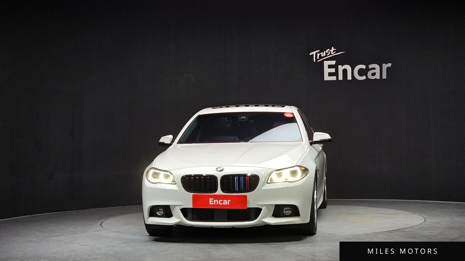 BMW 5 Series (F10) 2016 — миниатюра 3