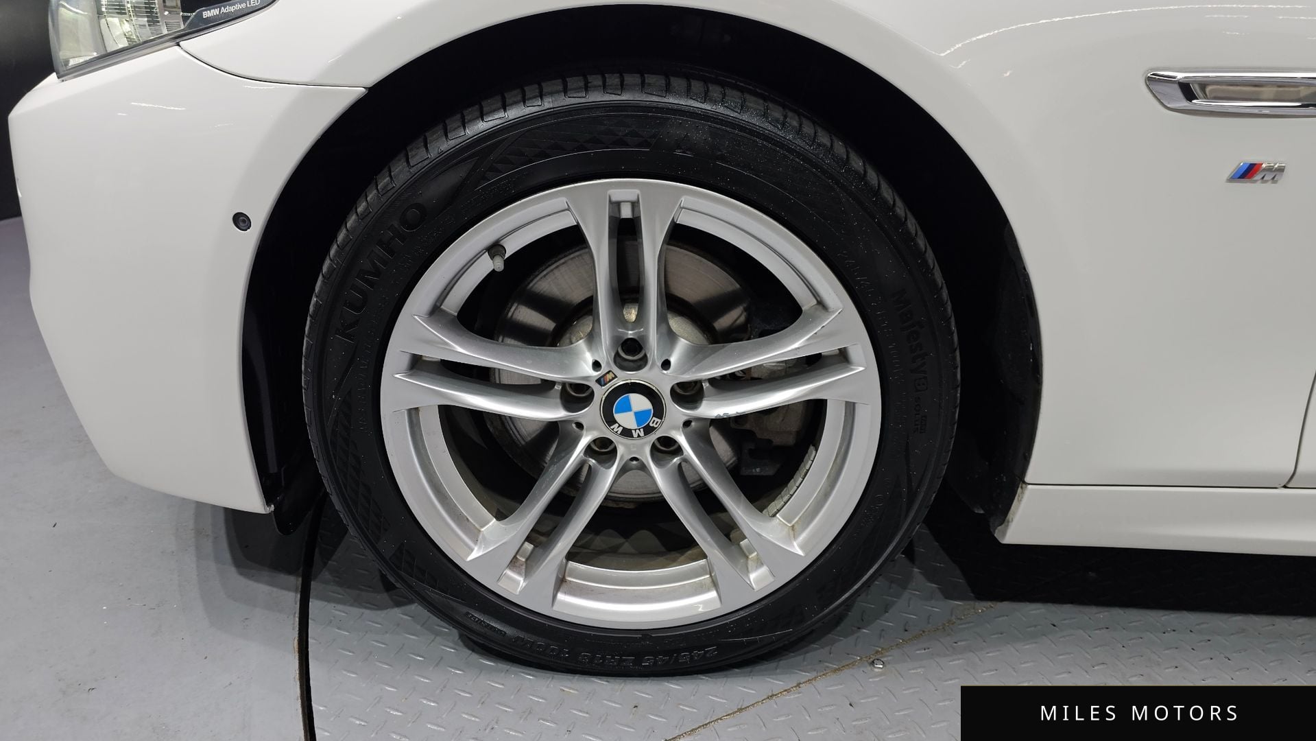 BMW 5 Series (F10) 2016 — миниатюра 5