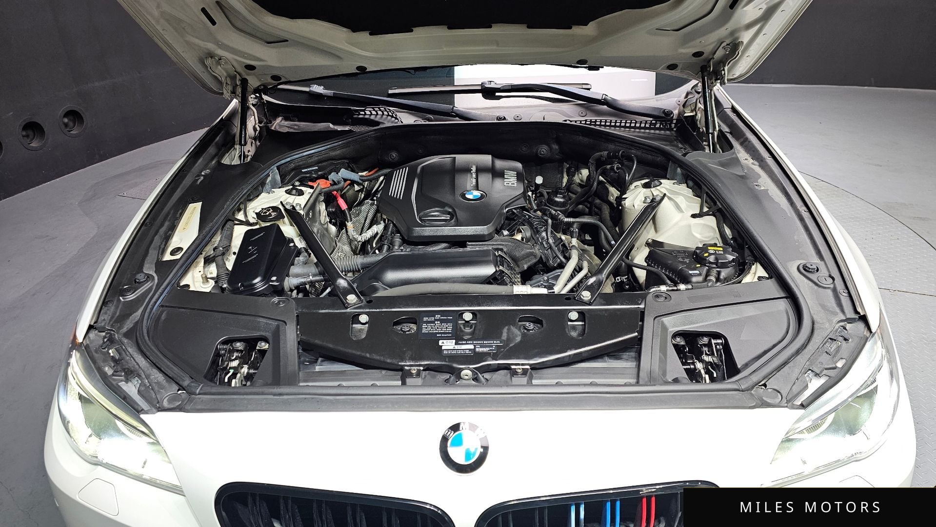 BMW 5 Series (F10) 2016 — миниатюра 6