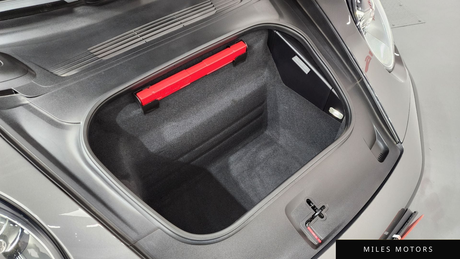 Porsche 911 (992) 2021 — миниатюра 6